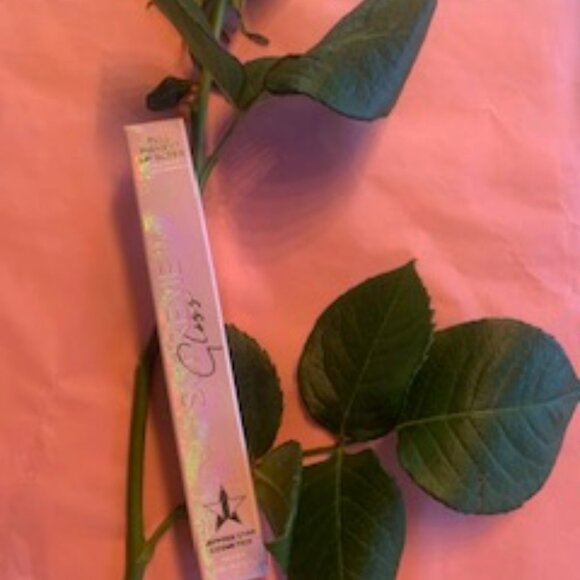 Jeffree Star Cosmetics Supreme Lip Gloss: PINK VAULT-(Hot Pink) - Picture 4 of 4